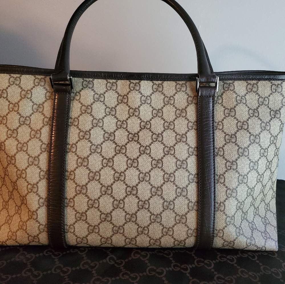 Gucci Supreme Tote
